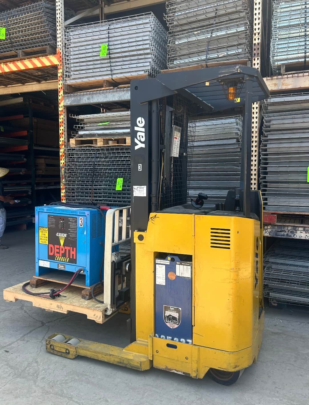 Yale Reach Truck